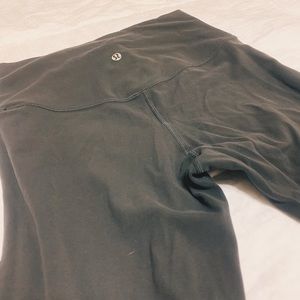 Lululemon - Gray Aligns 25